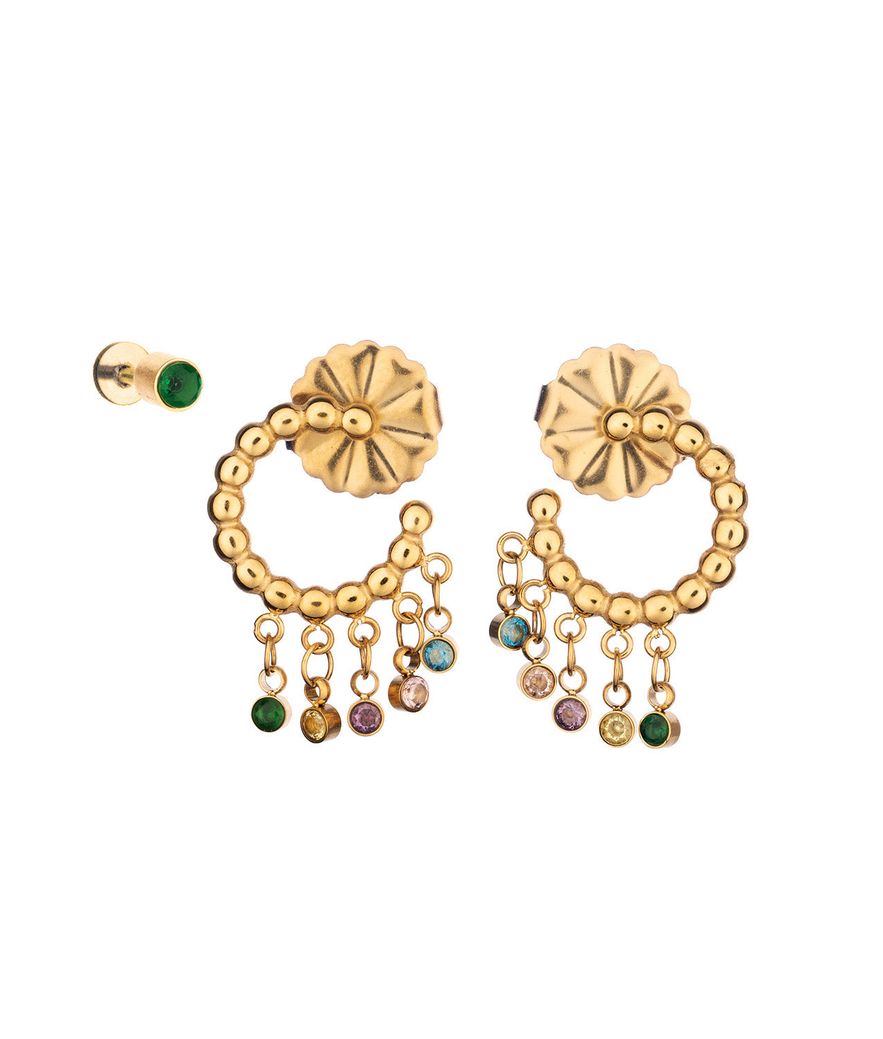 Packung mit wunderschönen goldenen Ohrringen mit Kristallen